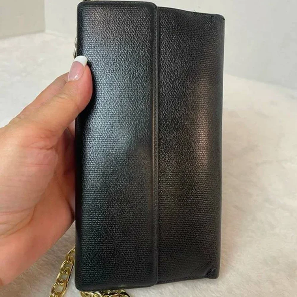 Chanel Coco Button Caviar Leather Snap Wallet on a Chain - Picture 3 of 14